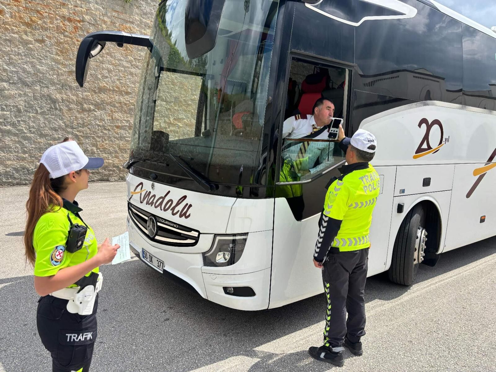 Yolda Değil, Hayatta Kalın 14928