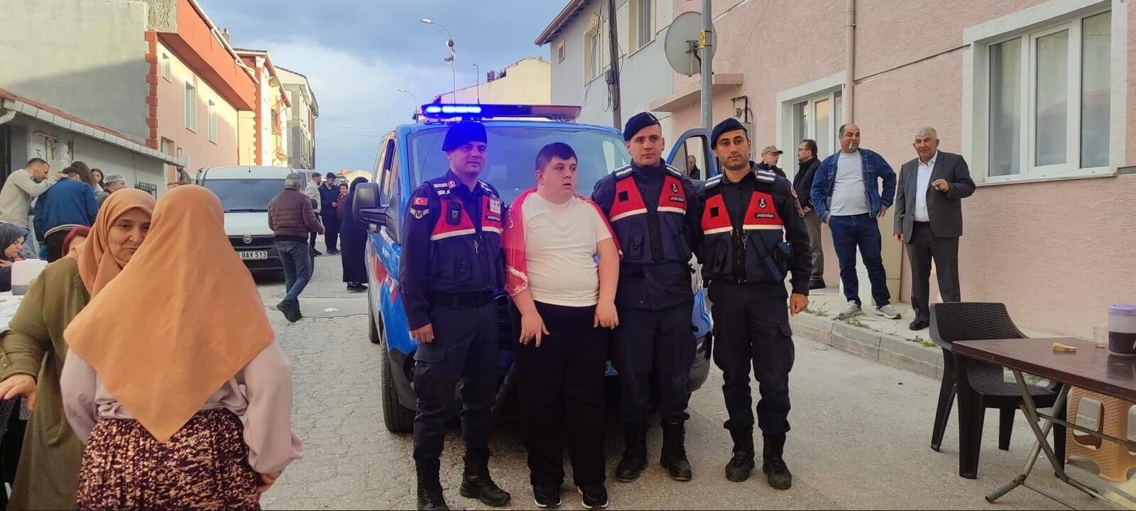 Yürek Isıtan Temsili Asker Eğlencesi 14201
