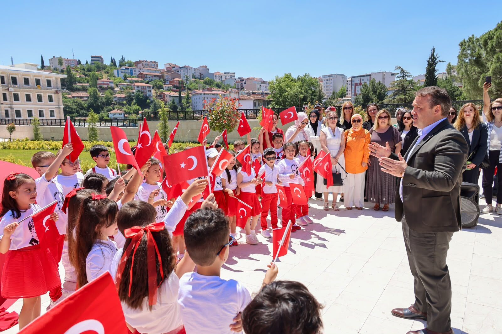 1071 Çocuk, 1 Bayrak 16495
