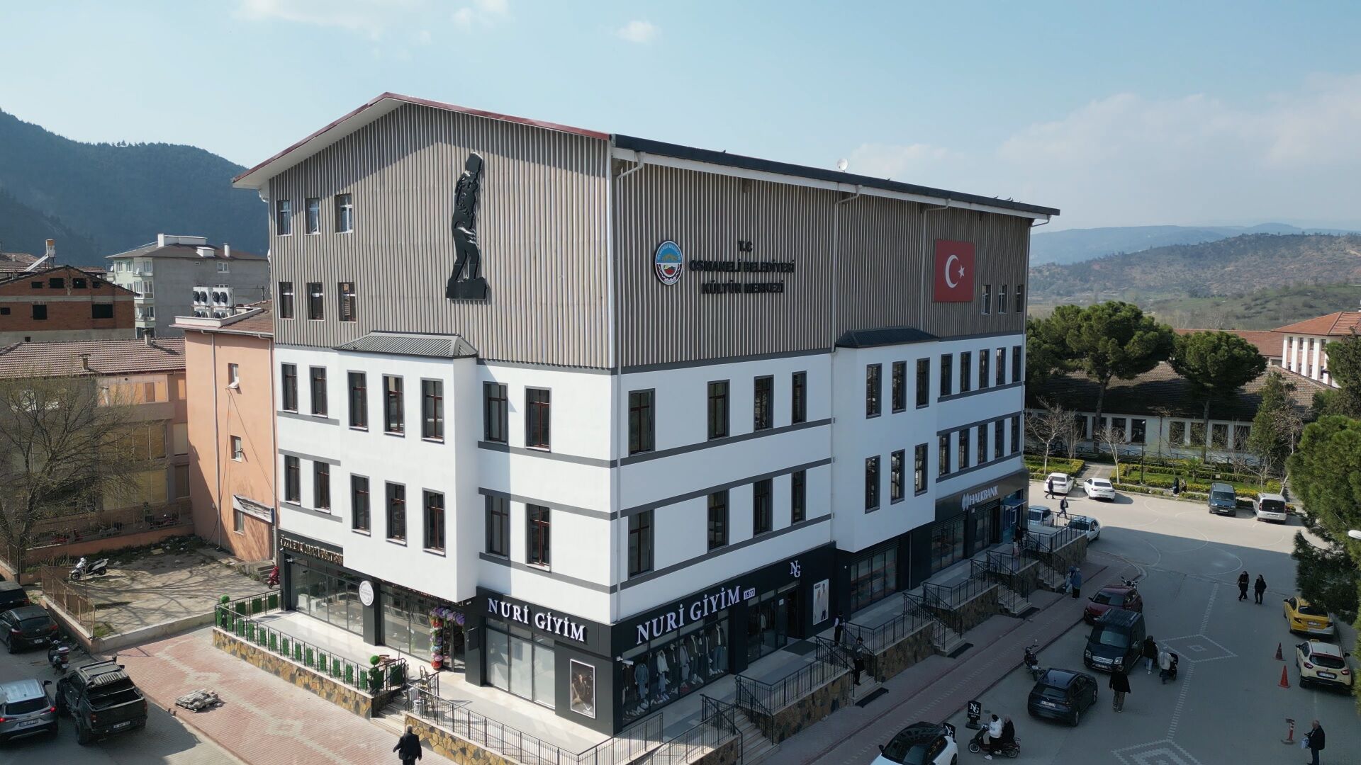 Osmaneli Belediye Binasi