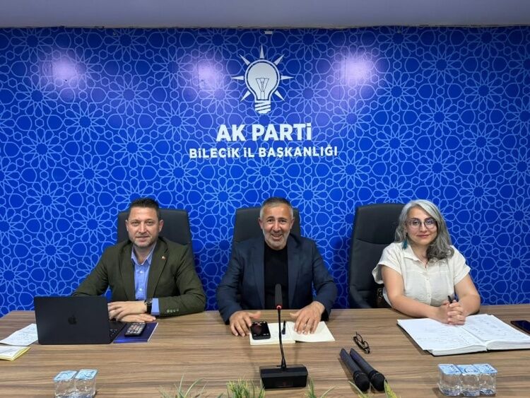 Ak Parti Bilecikte İl Yönetim Kurulu Toplantısı Gerçekleştirildi 15925