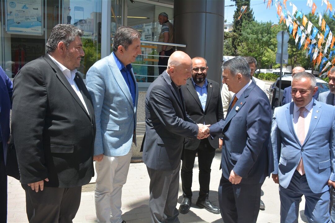 Ak Parti Genel Başkan Yardımcısı Öğütken Bilecik’te (3)-1
