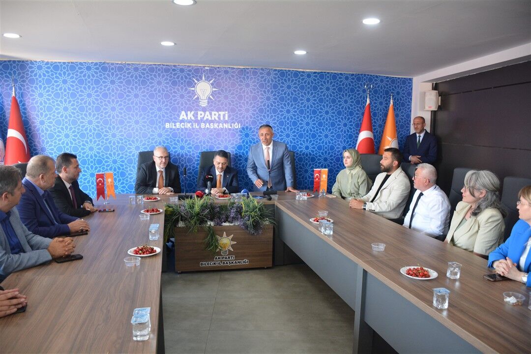 Ak Parti Genel Başkan Yardımcısı Öğütken Bilecik’te (7)