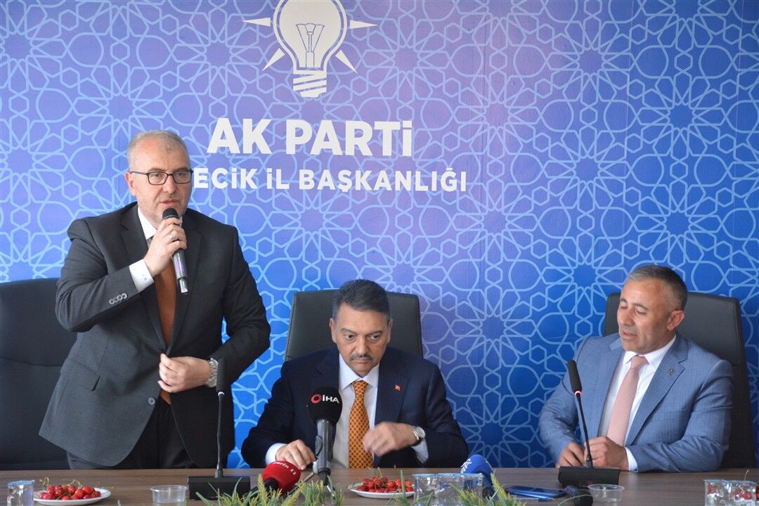 Ak Parti Genel Başkan Yardımcısı Öğütken Bilecik’te (8)