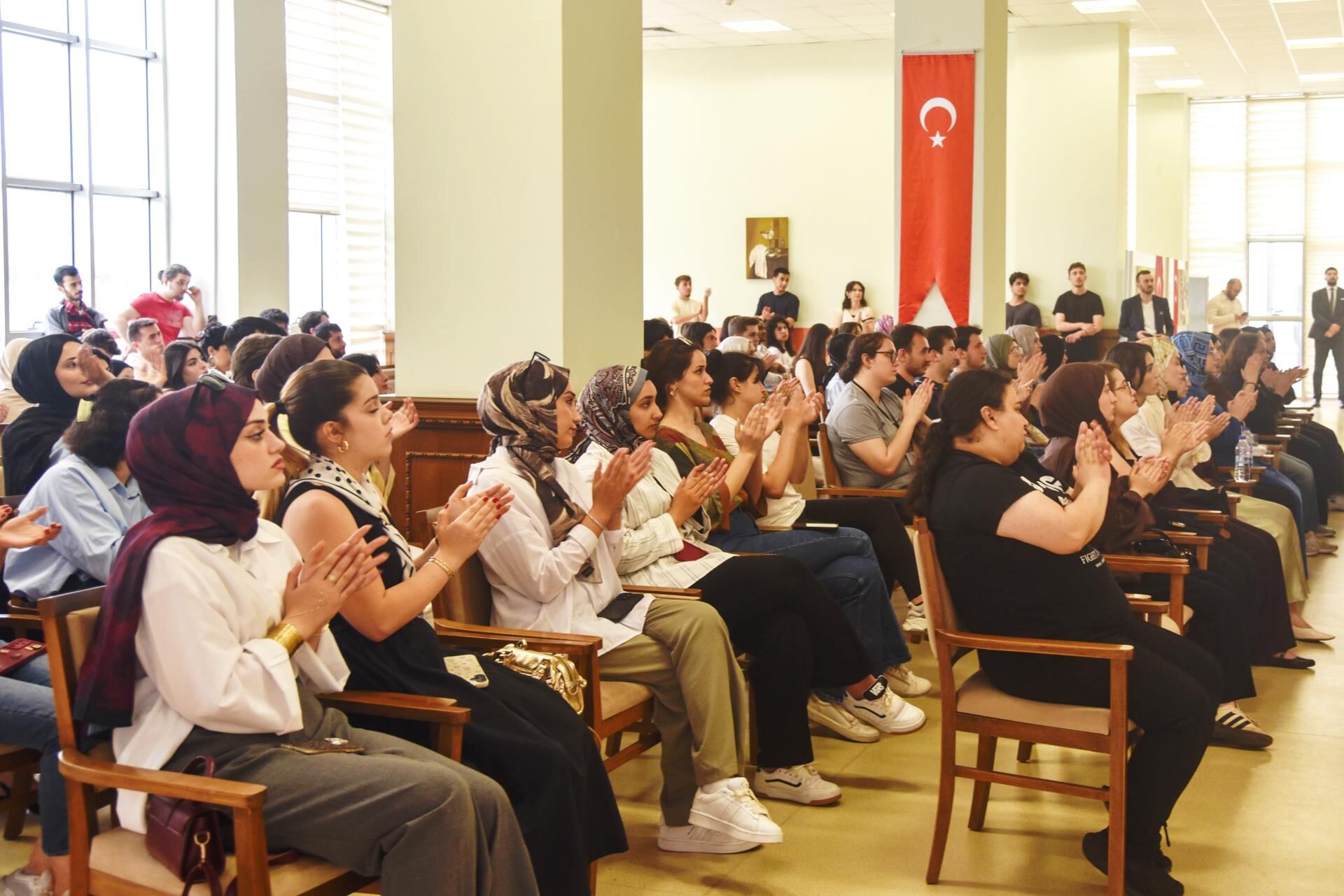 Bakan Yardımcısı Boyraz Bilecik’te Öğrencilerle Buluştu 16076