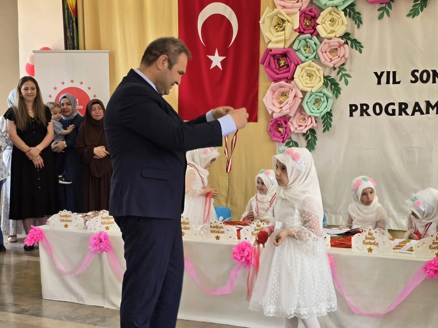 Bayırköy’de 4 6 Yaş Kur’an Kursu Yıl Sonu Programı Coşkuyla Gerçekleştirildi 15574