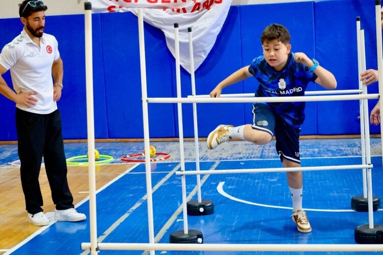 Bilecik’te Öğrencilere Spor Taraması 15581