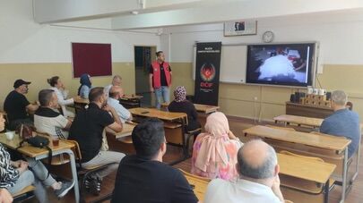 Bilecik’te Öğretmenlere Terörle Mücadele Eğitimi 16388