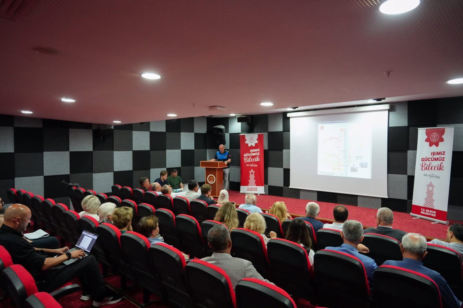 Bilecik’te Ulaşım Masaya Yatırıldı 15926