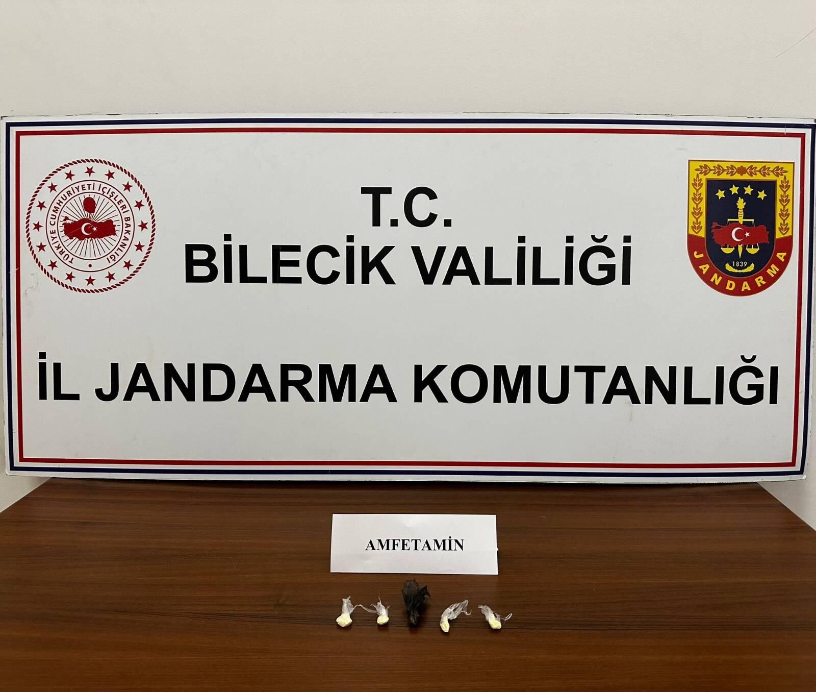 Bilecikte Uyuşturucu Sevkiyatına Geçit Yok 15864