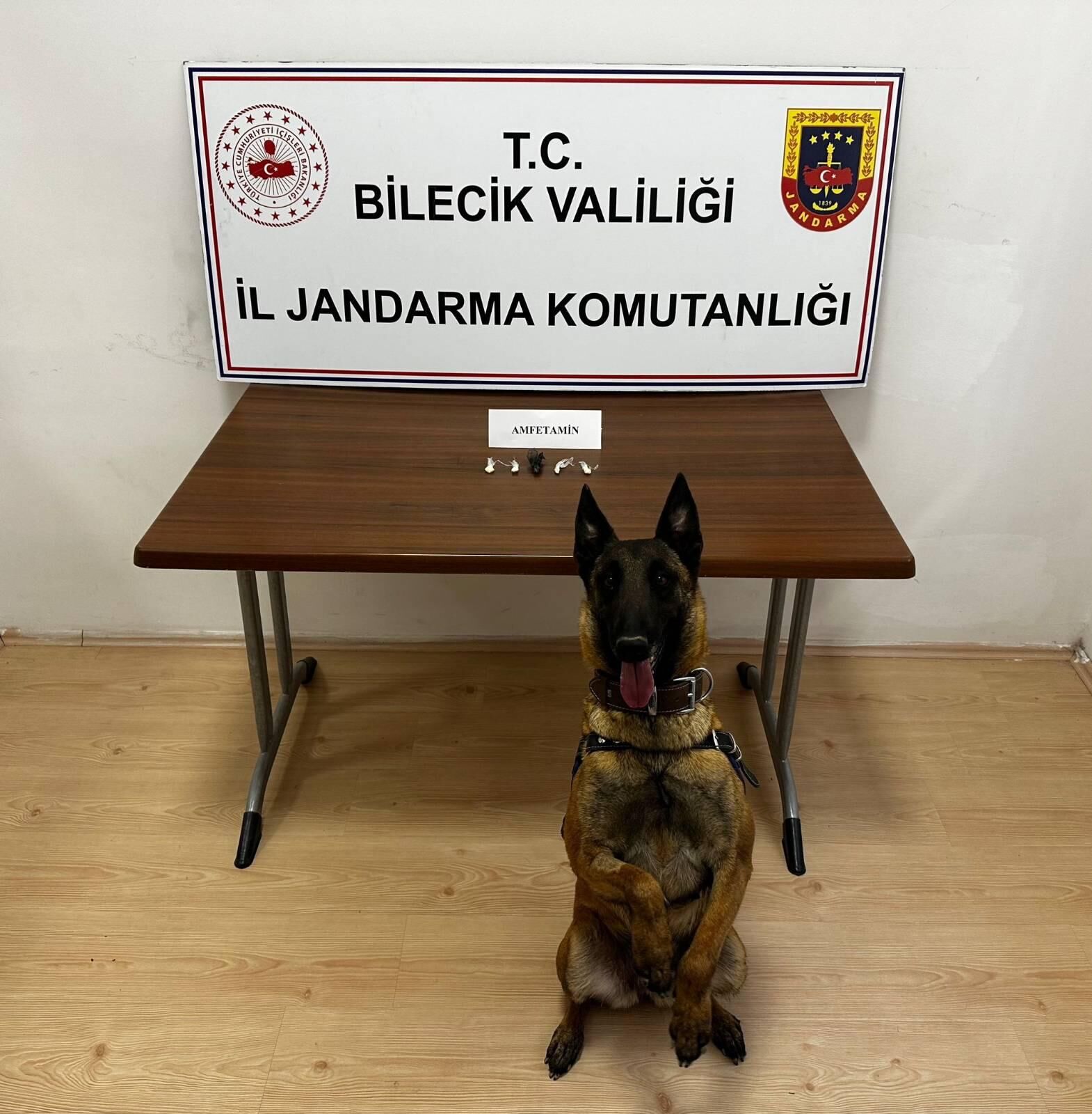 Bilecikte Uyuşturucu Sevkiyatına Geçit Yok 15865