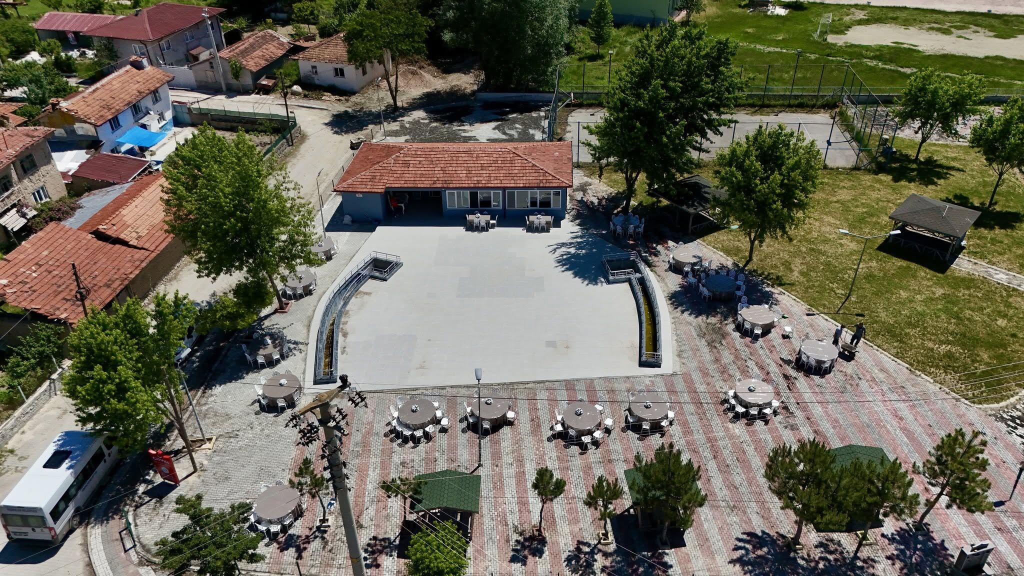 Çılgın Başkan Ne Söz Verdiysek Tutarız 15824