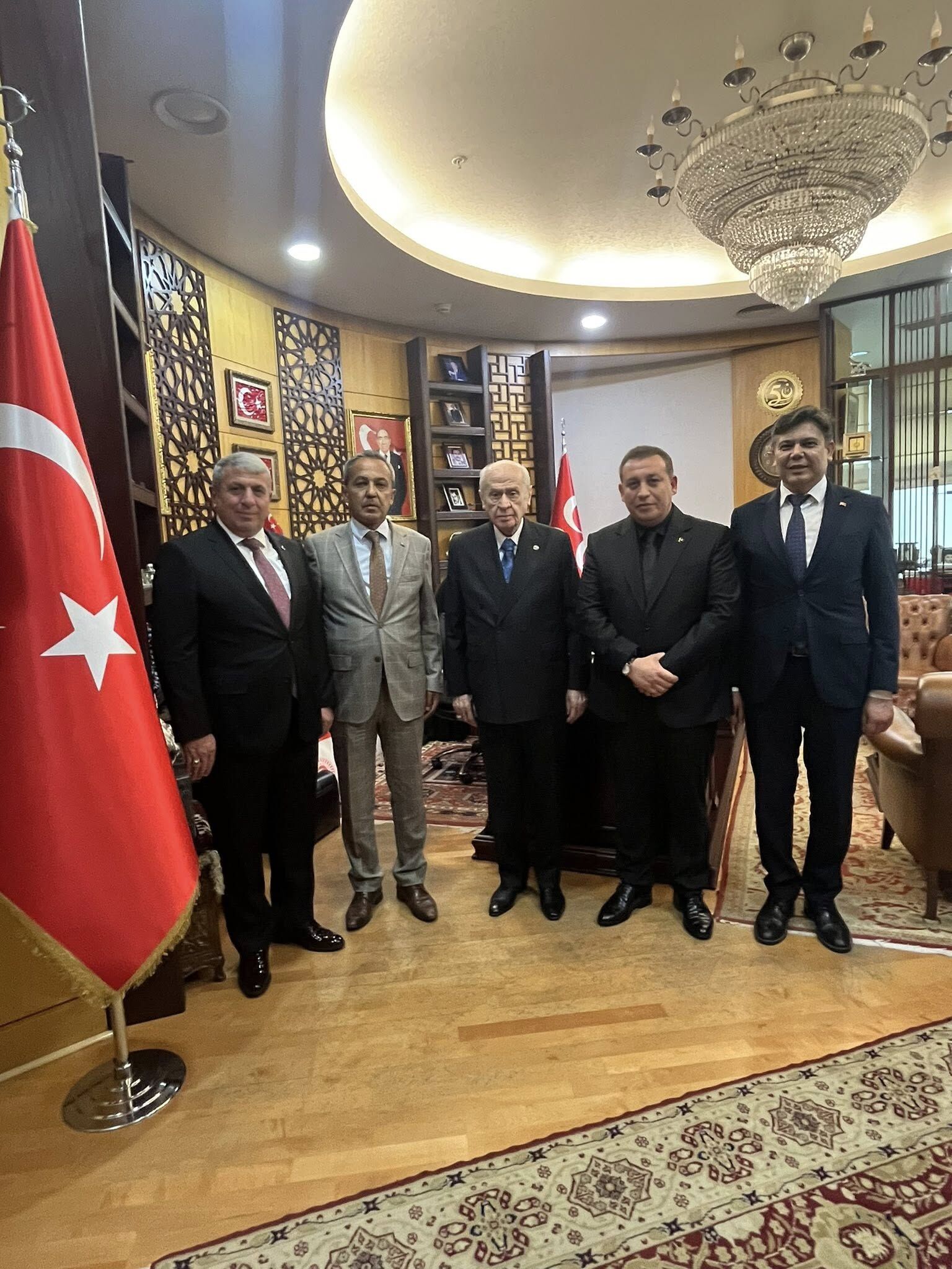 Devlet Bahçeliden Bilecike Selam 15556