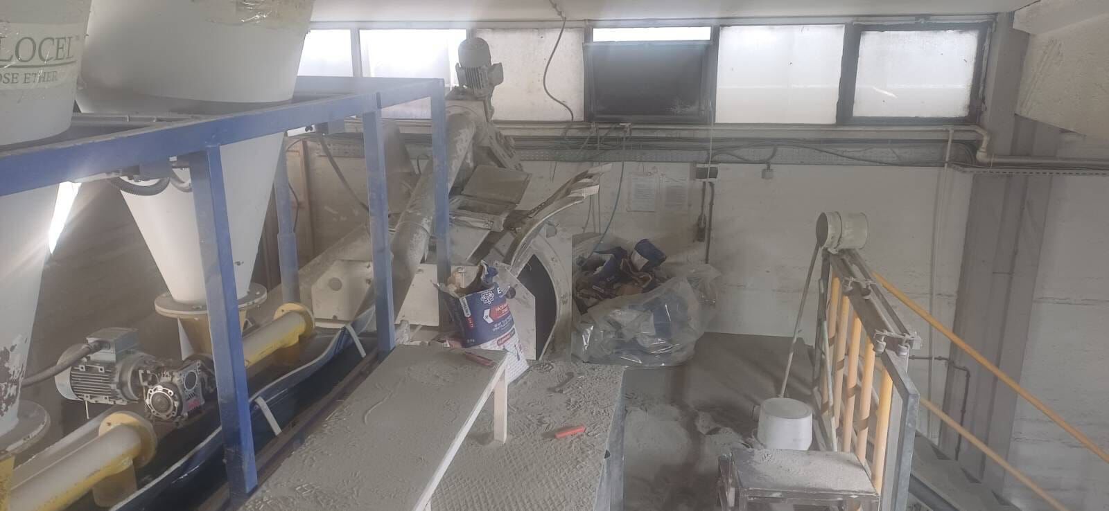 Fabrikada Elini Makineye Kaptırdı 16081