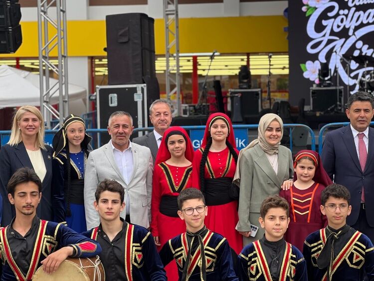 Gölpazarı Kiraz Festivali’nde Coşkulu Buluşma 16123