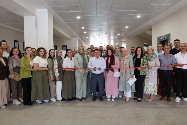 Halime Hatun Kız Yurdu’nda El Sanatları Sergisi Açıldı 15753