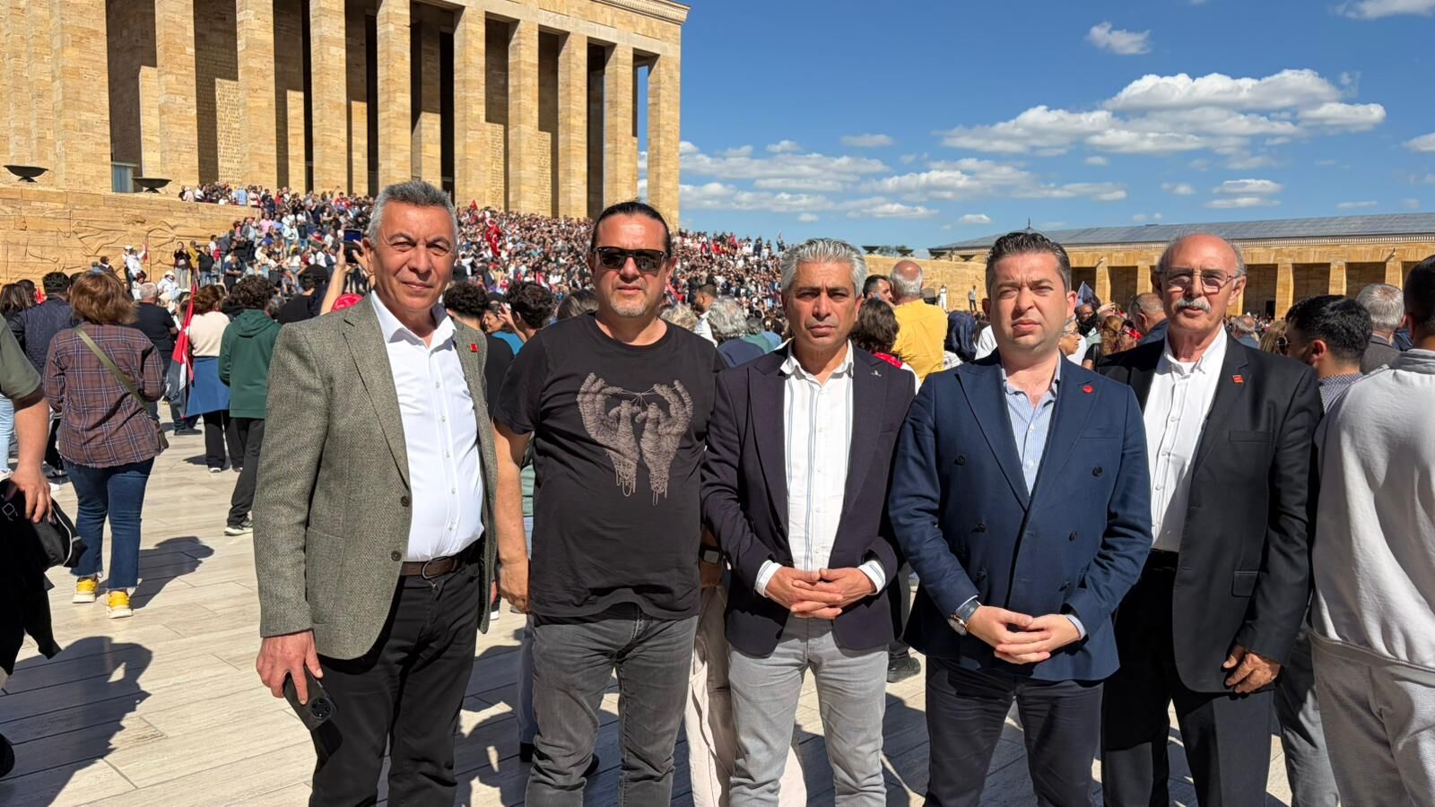Her Yere Yetişen Ilçe Başkanı Takdir Topluyor 15058
