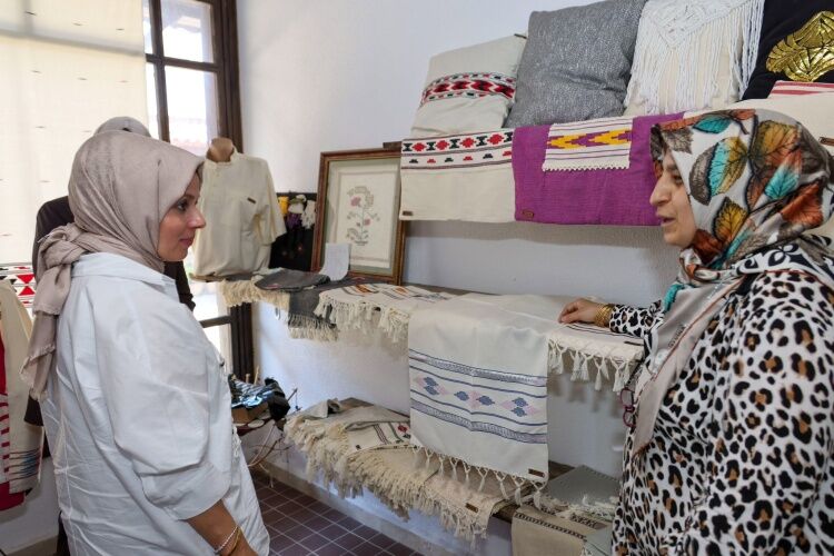Osmaneli’nde Kadın Girişimciliğine Destek Ziyareti 16384