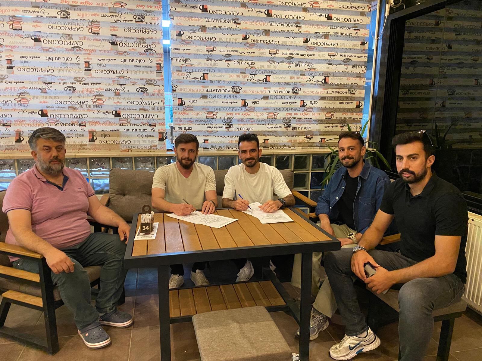 Osmanelinde Voleybol İçin Güç Birliği İki Kulüpten Ortak Gelecek Hamlesi 15918