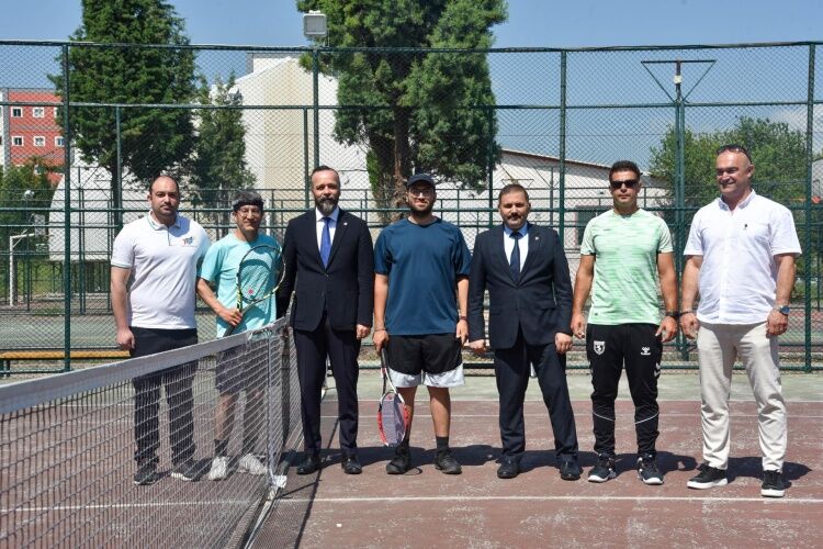 Şeyh Edebali Üniversitesi’nde Tenis Turnuvası Düzenlendi 15683