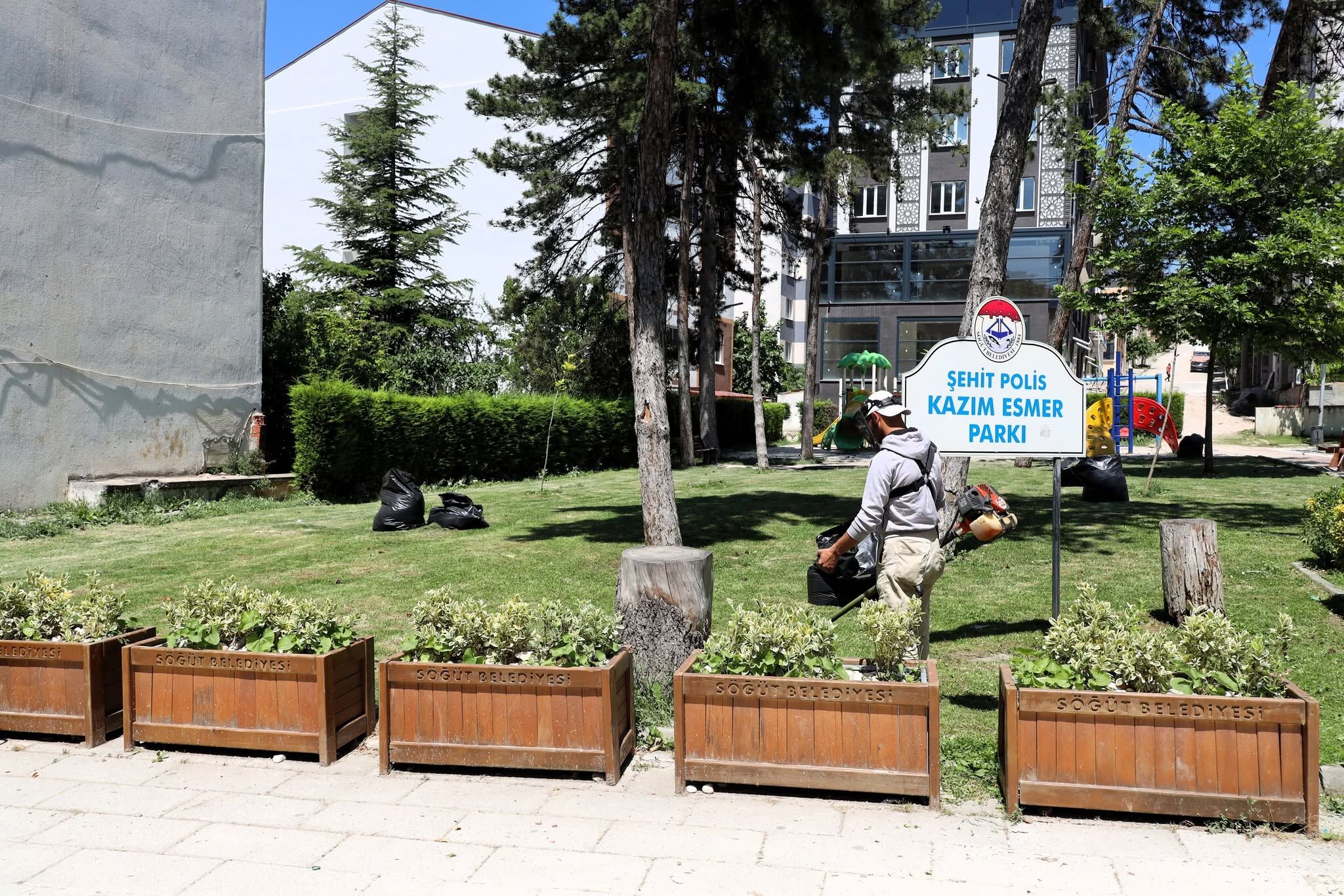 Söğüt’te Yeşil Alanlarda Yoğun Mesai 15535
