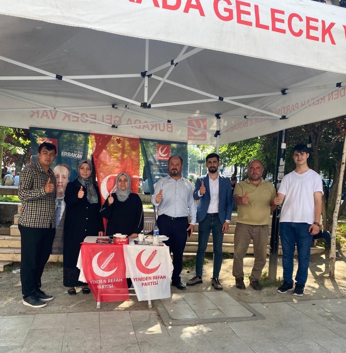 Yeniden Refah Partisi’nden Bilecik’te Stant Çalışması 15690