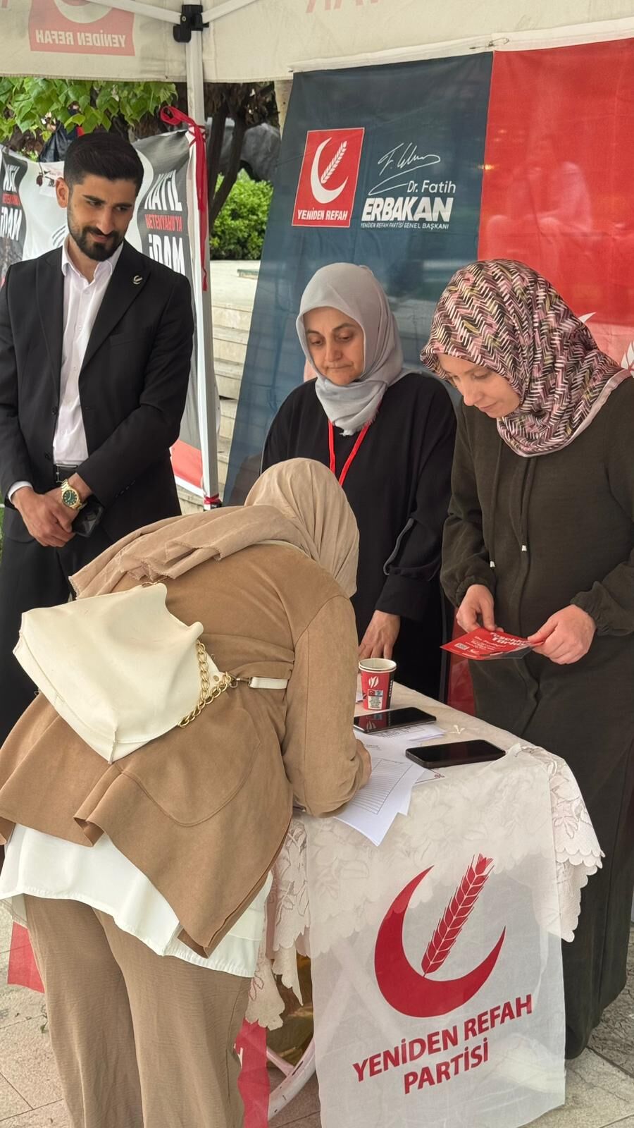 Yeniden Refah Partisi’nden Bilecik’te Stant Çalışması 15691