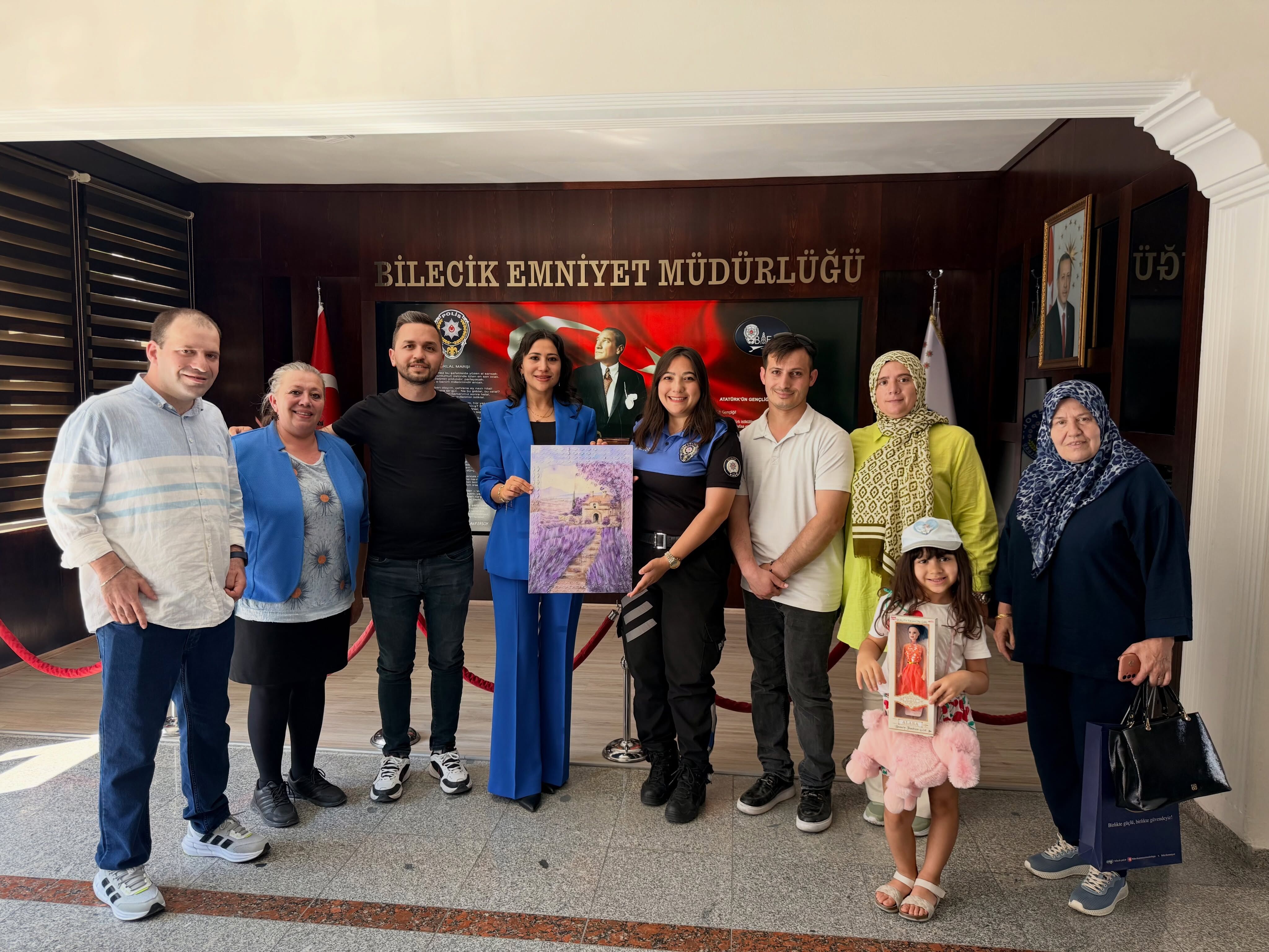 Bieyder Ailesinden Duygusal Ayrılık 16795