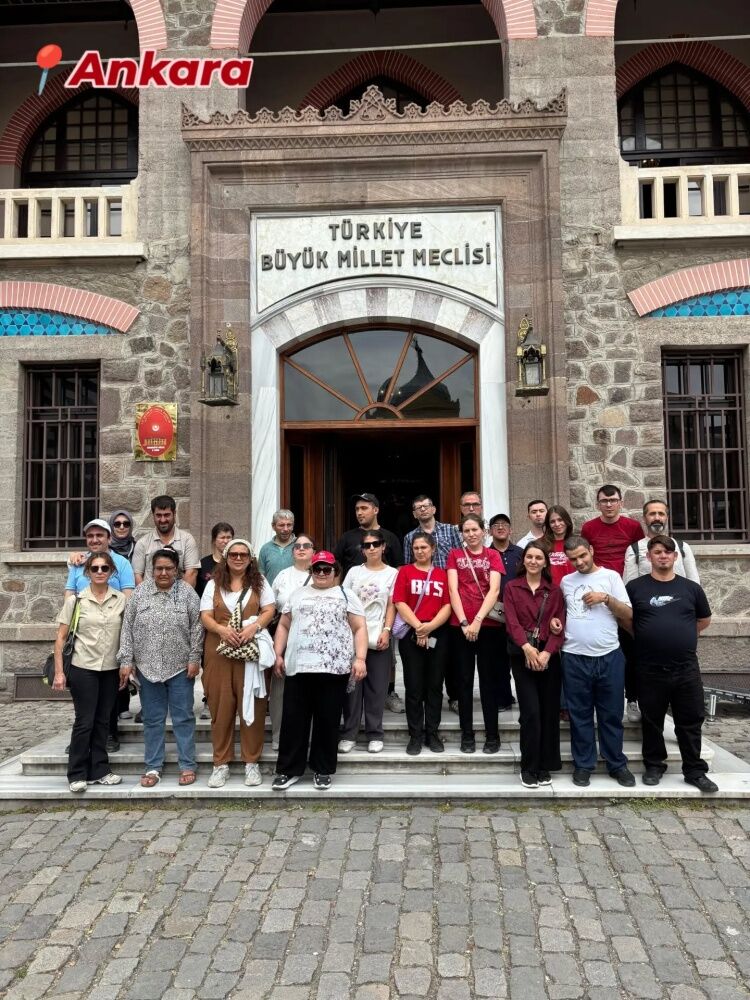 Bilecikli Özel Gereksinimli Gençler Ankara’da Tarih Yolculuğuna Çıktı 17543