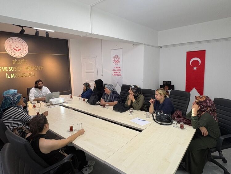 Bilecik’te Sed Ailelerine Bağımlılıkla Mücadele Eğitimi 17536