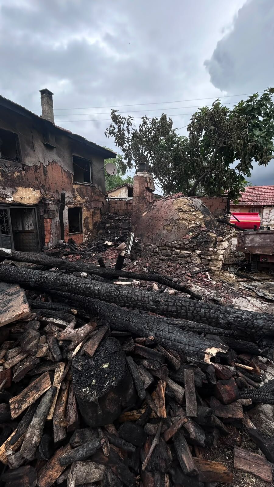 Bilecik’te Yangınla Mücadelede Örnek Müdahale 17502