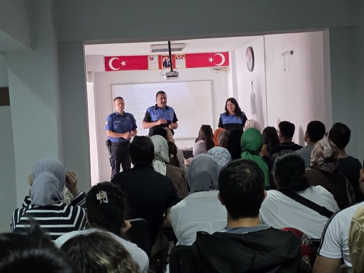 Bozüyük’te “Özel Güvenlik Günü”Nde Bilgilendirme Etkinliği 16744