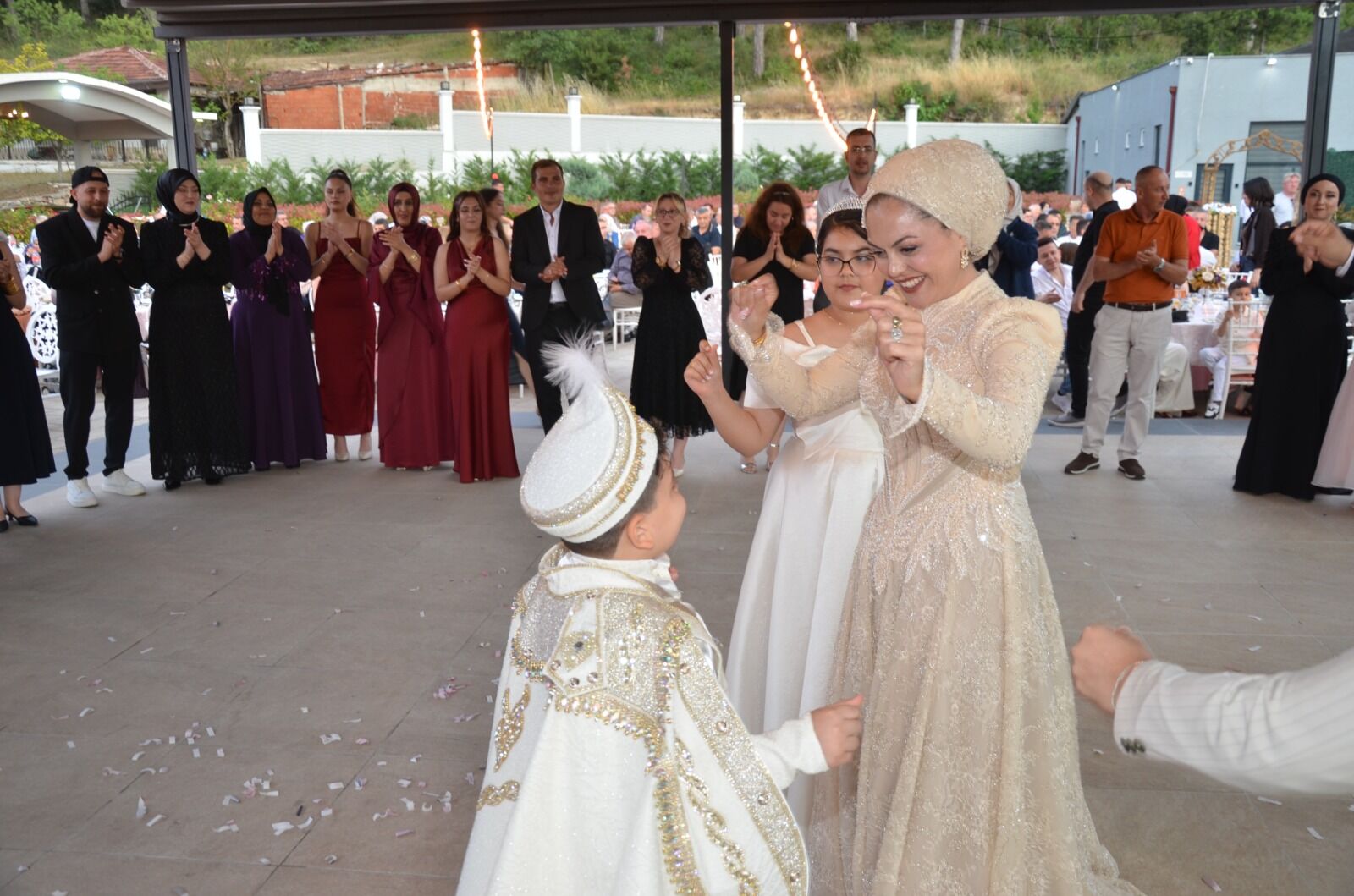 Çınar Cevdet Erkekliğe İlk Adımını Attı 16871
