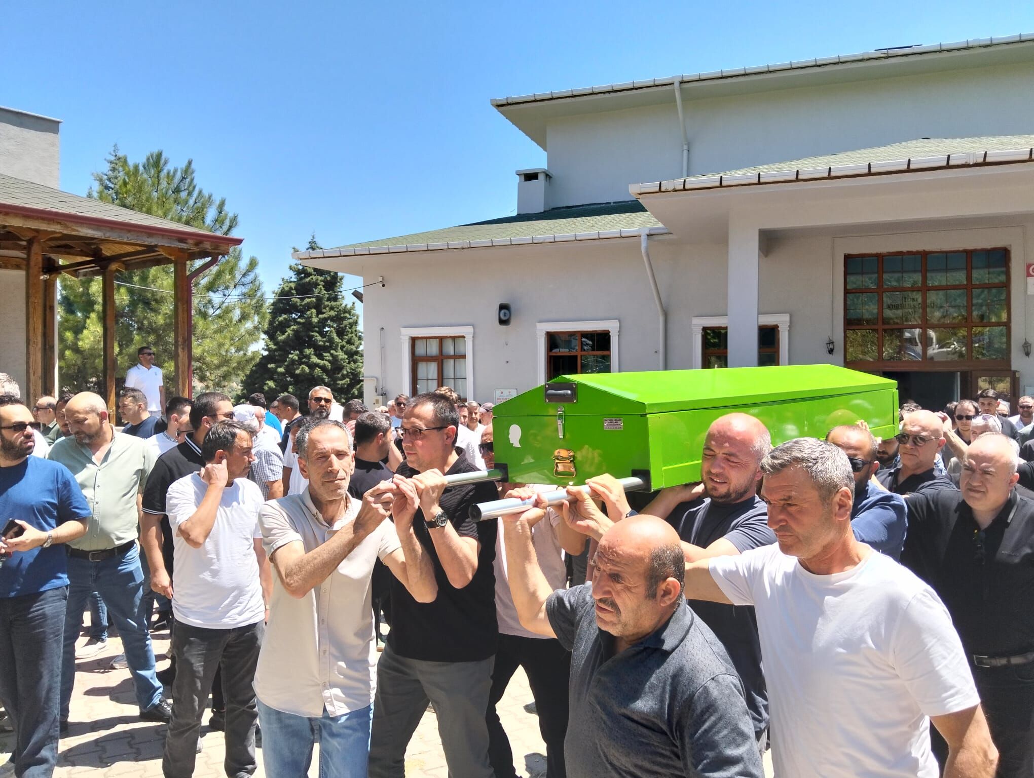 Elaattin Amca Son Yolculuğuna Uğurlandı 17077