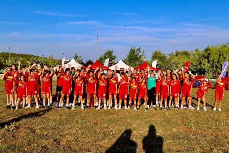 Gölparkfestte Spor Rüzgârı Esti 17344