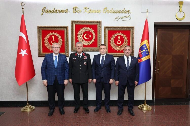 Jandarma Genel Komutanı Orgeneral Ali Çardakcı’ya Ziyaret 17545