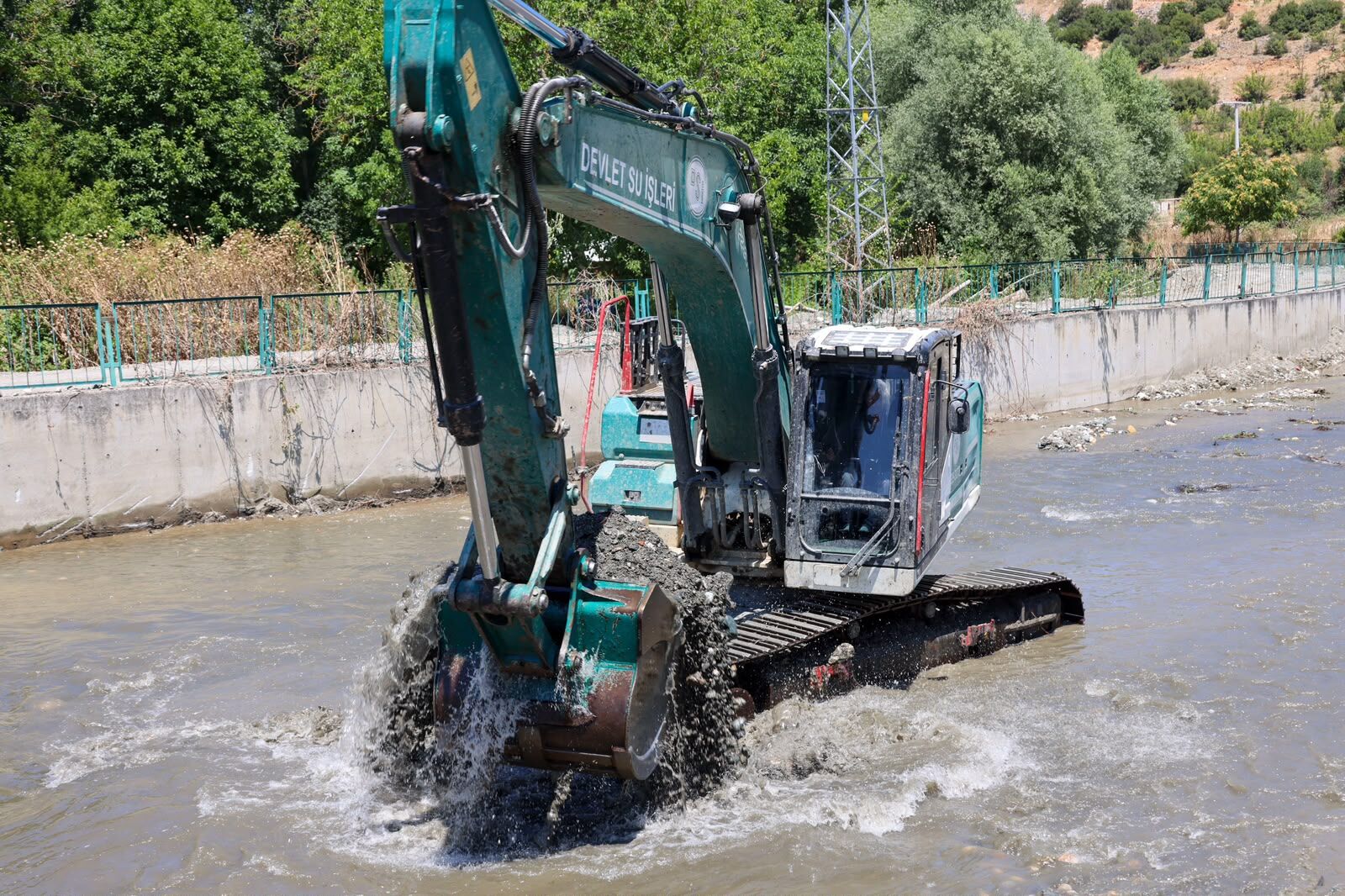 Karasu Çayında Taşkın Riskine Karşı Kritik Çalışma 16940