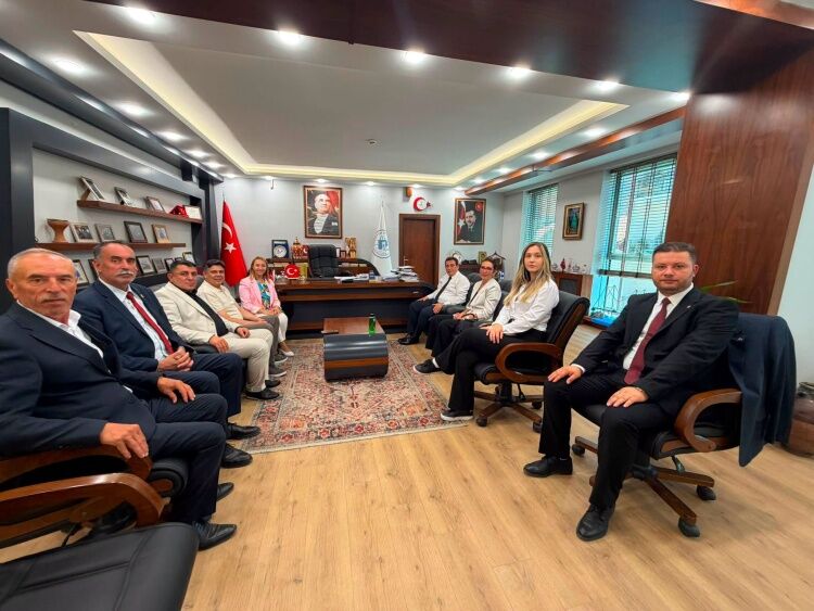 Mhp Heyetinden Başkan Tekine Ziyaret 17109