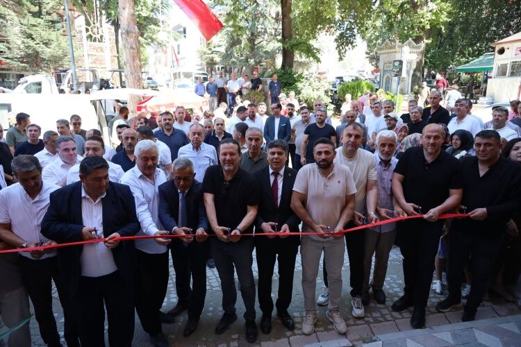Söğüt Avm Yeni Konseptiyle Kapılarını Açtı 17290