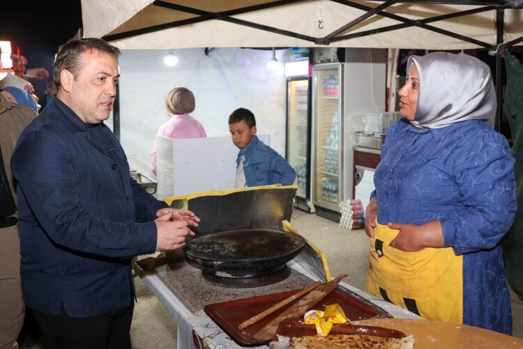 Yerel Üretici Ve Esnaf Festivalde Vatandaşlarla Buluşuyor 17355