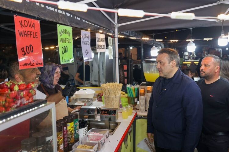 Yerel Üretici Ve Esnaf Festivalde Vatandaşlarla Buluşuyor 17356