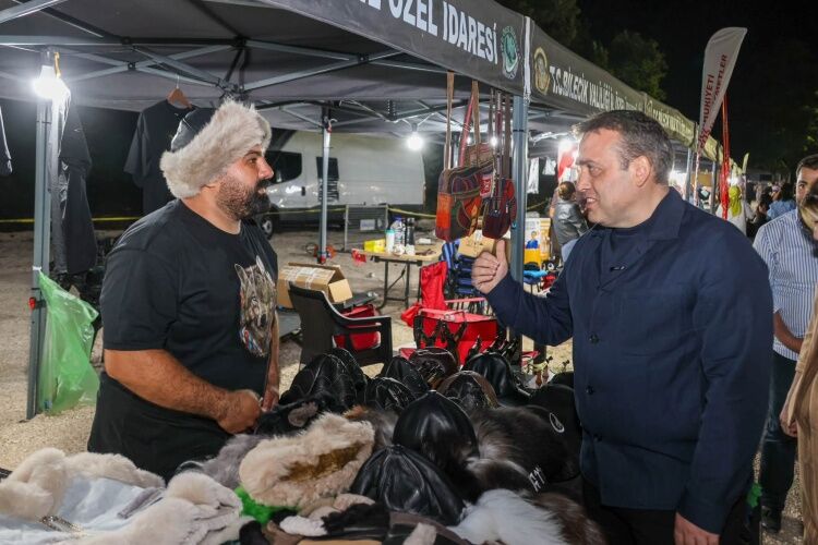 Yerel Üretici Ve Esnaf Festivalde Vatandaşlarla Buluşuyor 17357