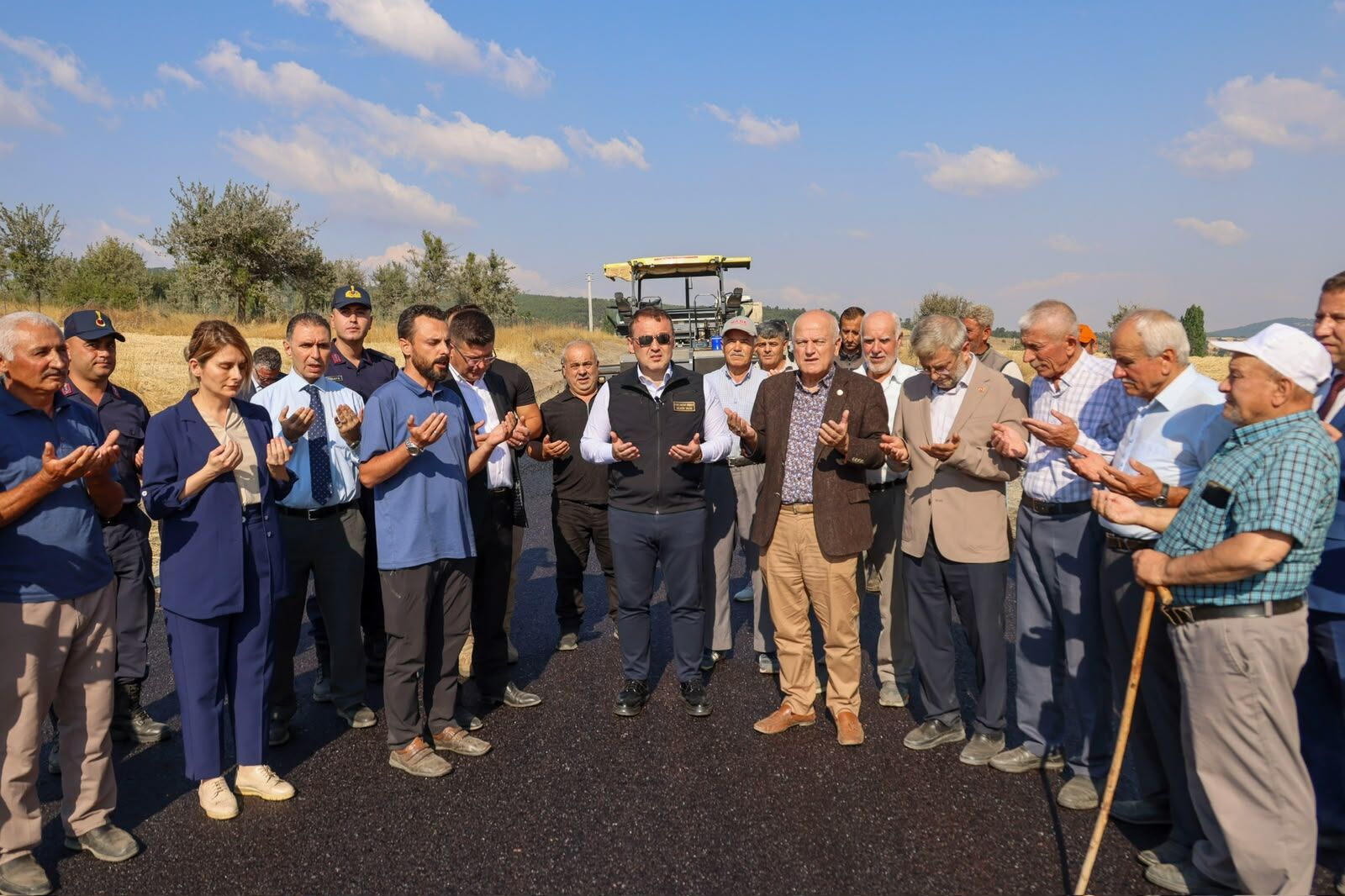 19 Kilometrelik Grup Yolunun Tamamı Asfaltlanıyor 17969