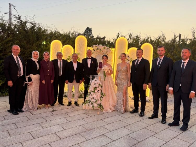 Ak Parti’de Çifte Mutluluk Eda Ve Mehmet Dünyaevine Girdi 17832