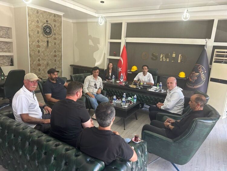 Başkan Torundan Osmaneli Müteahhit Ve İş Adamları Derneğine Ziyaret 17708