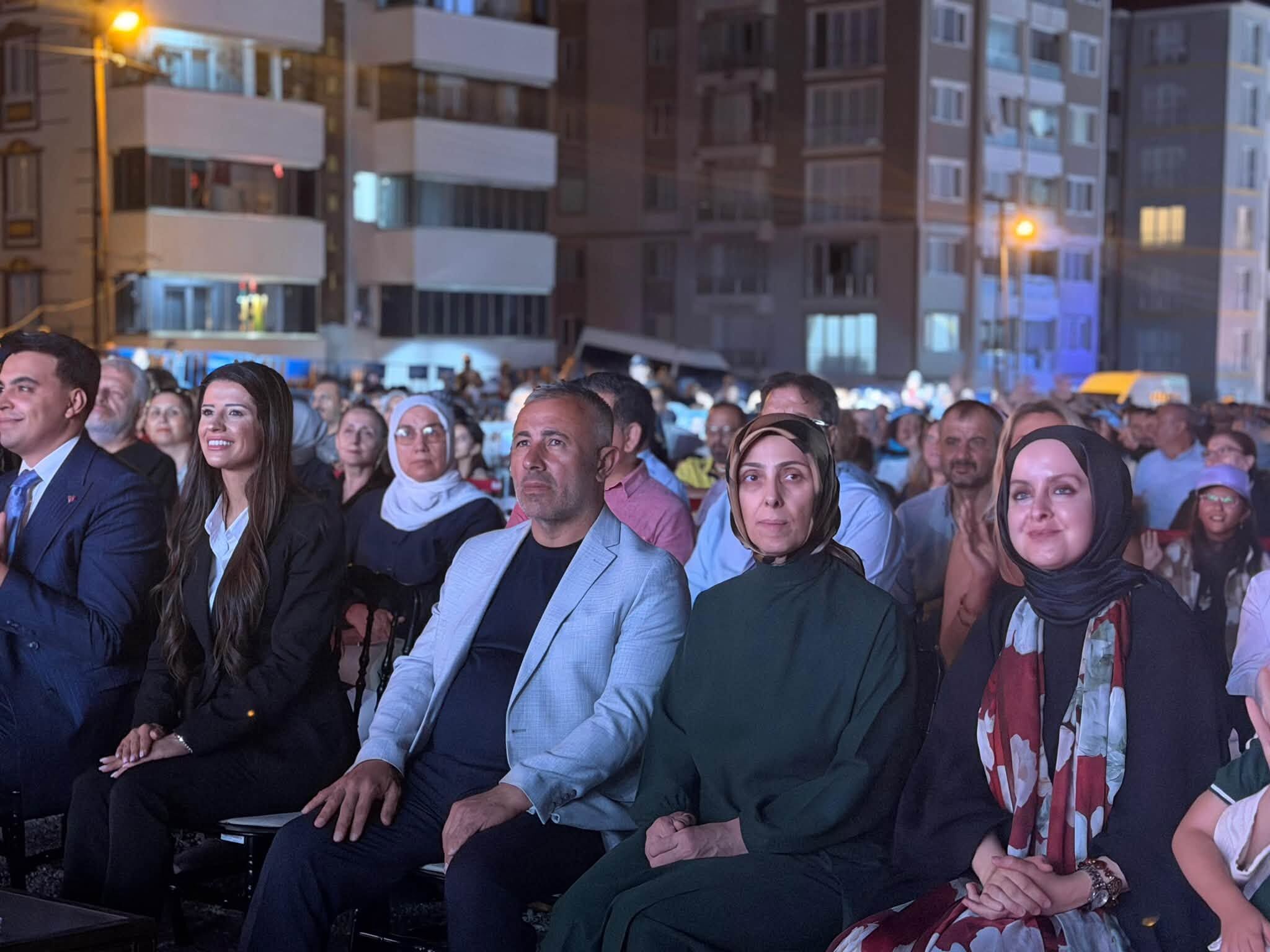 Başkan Yıldırım Pazaryeri’nde Güzel Bir Akşam Yaşadık 18422
