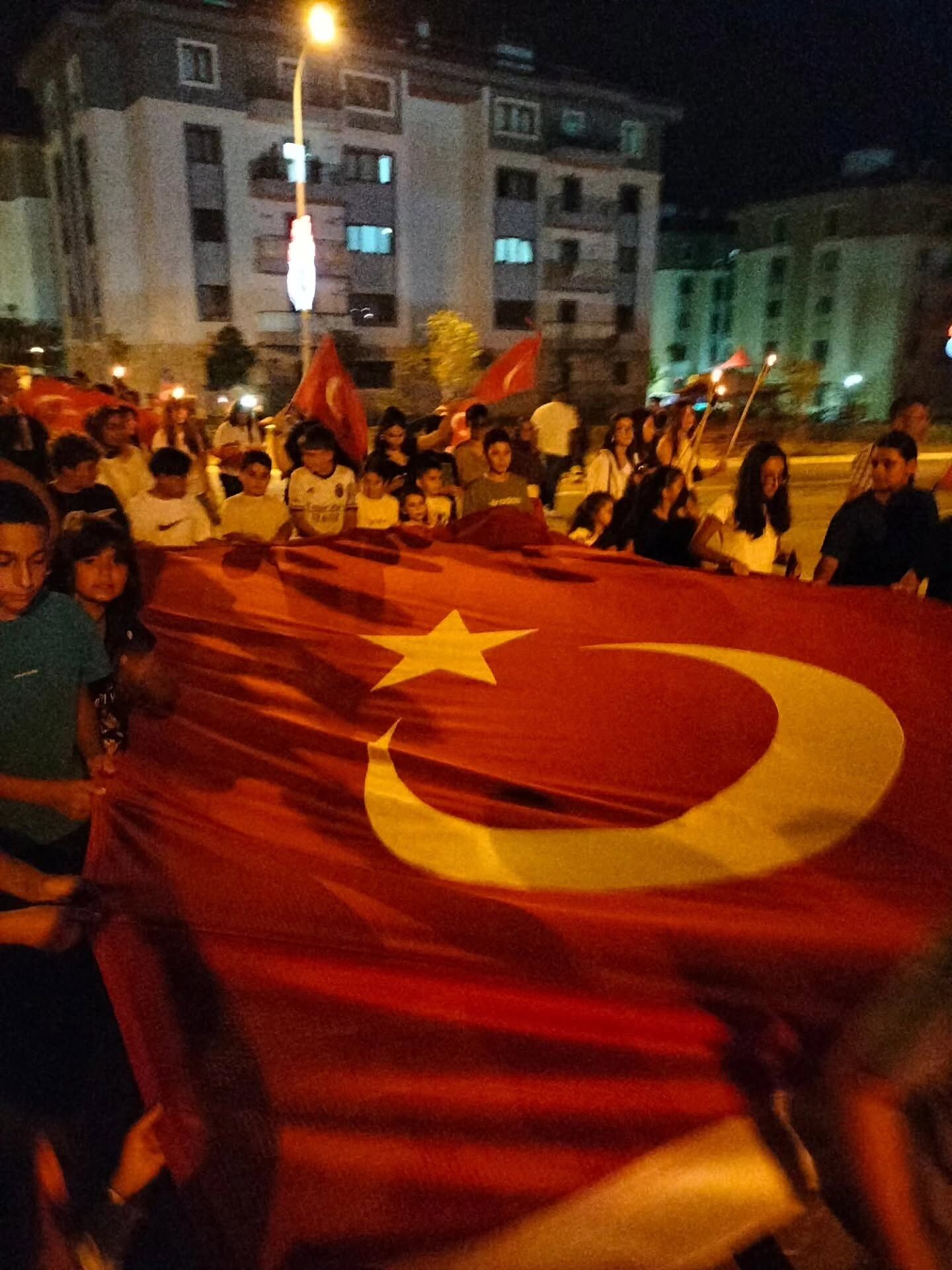 Bayırköy’de Zafer Coşkusu 18644