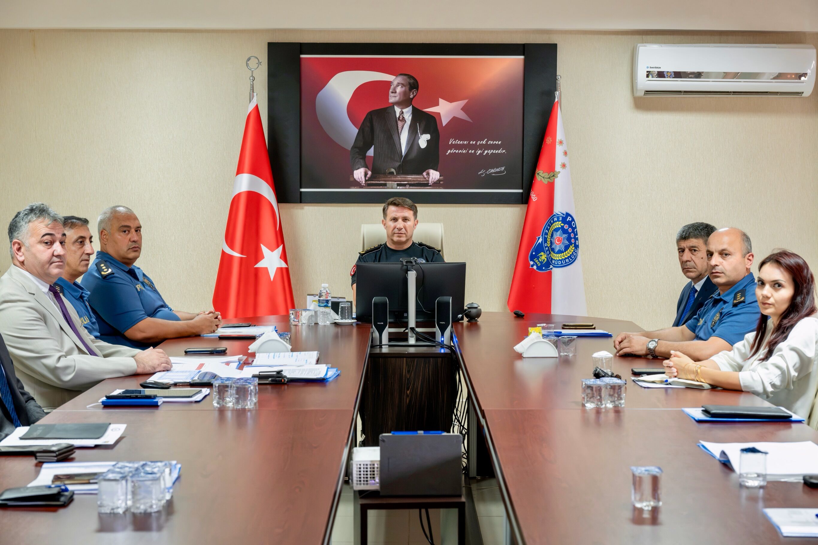 Bilecik Emniyetinde Aylık Değerlendirme Toplantısı 18136
