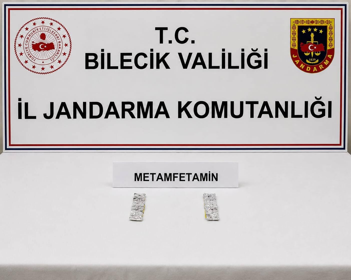 Bilecik’te Araçtan Metamfetamin Çıktı 18316