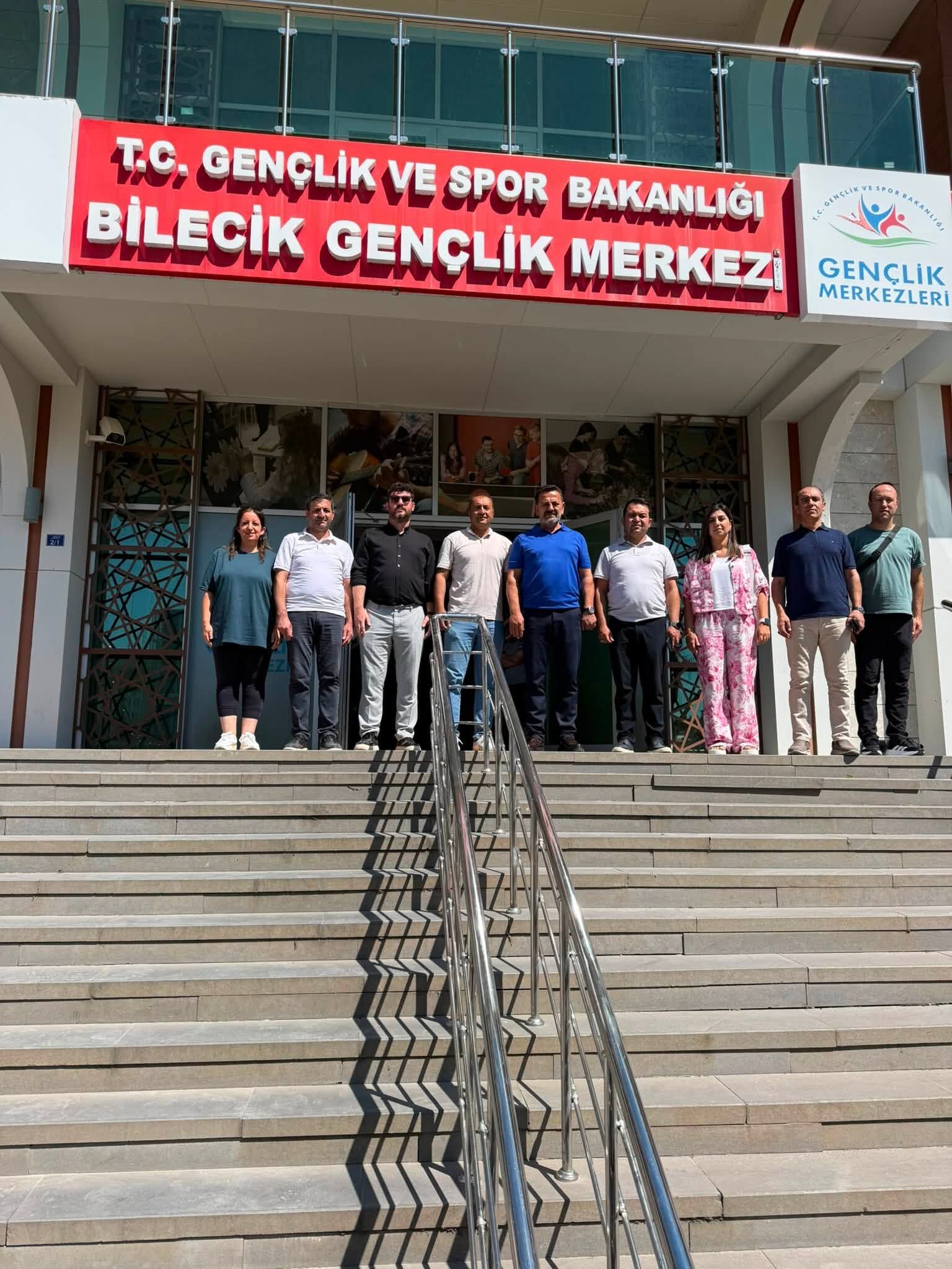 Bilecik’te Gençler Floor Curling Turnuvasında Buluştu 18262